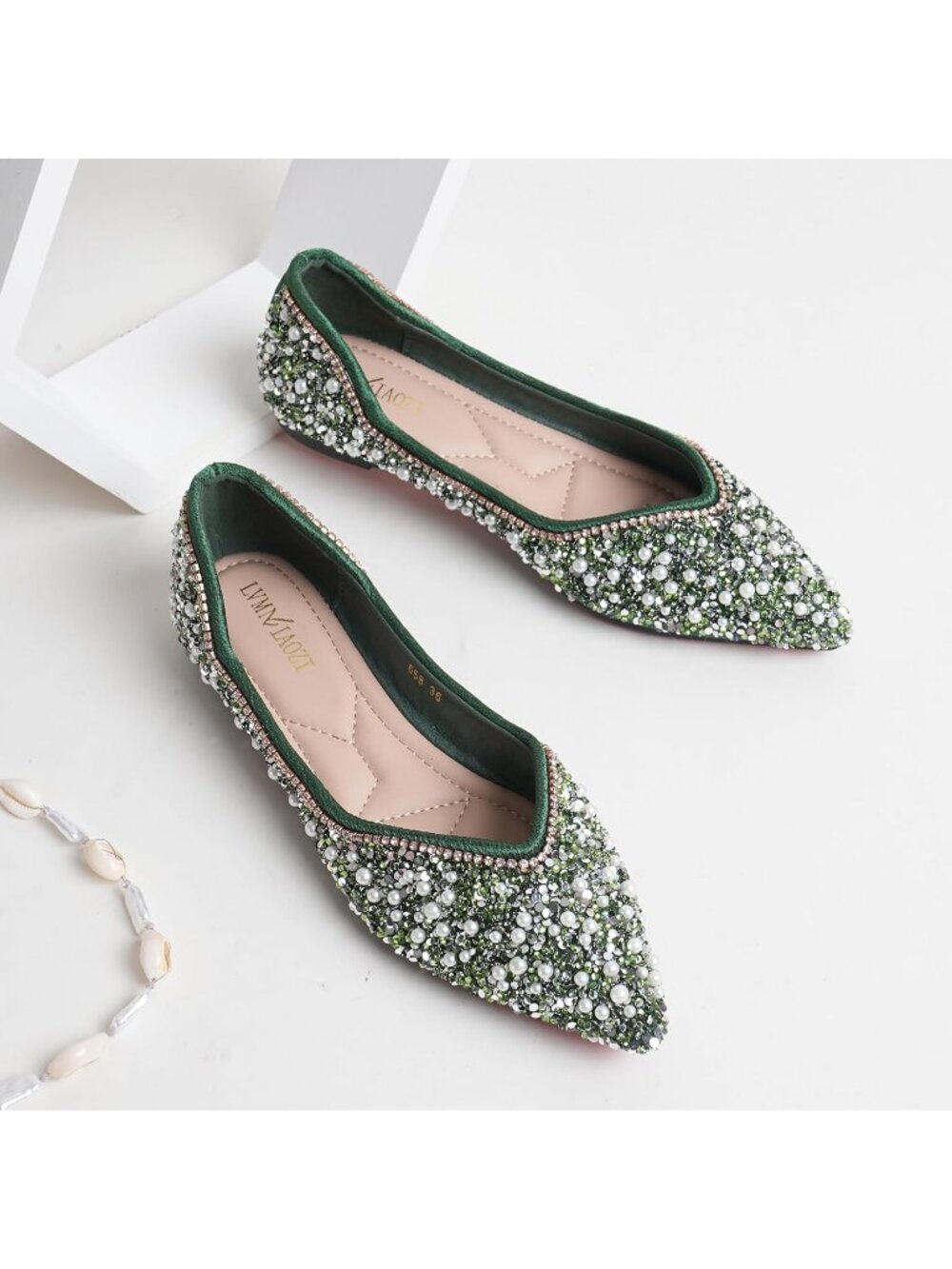 〽️Women's Green Rhinestone Flats Pointed Toe Pearl Diamond Low Heel Ballet Shoes